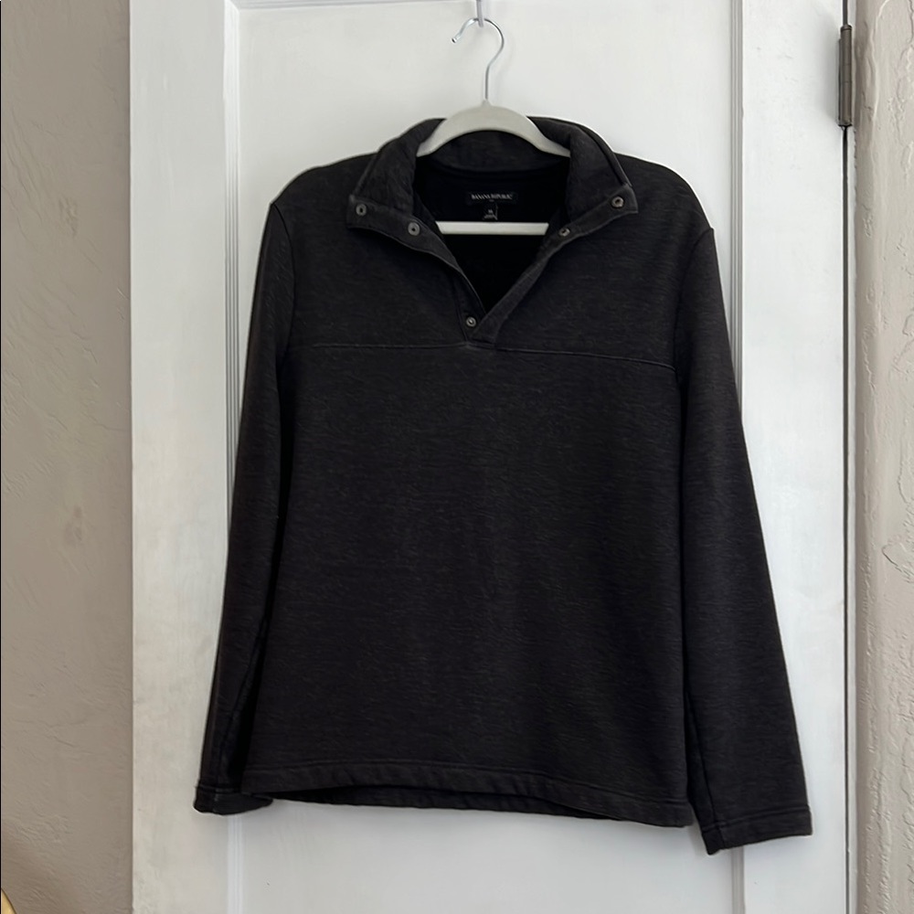 Banana Republic Dark Gray Snap-Up Sweater Medium